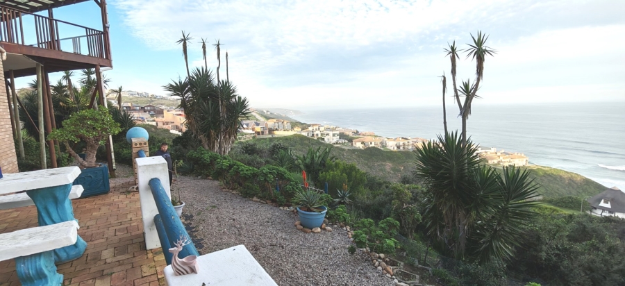 5 Bedroom Property for Sale in Dana Bay Western Cape